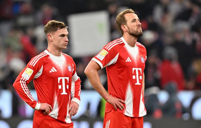 Bayern players after their first loss in the 2025/26 Bundesliga season.