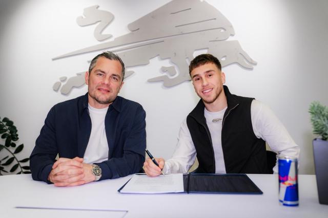 Brajan Gruda (right) with RB Leipzig managing director for sport Marcel Schäfer. 