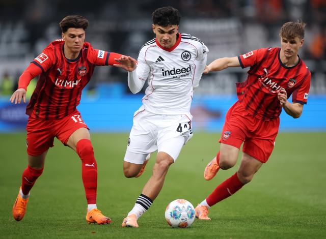 Heidenheim vs. Frankfurt in 2025/26.