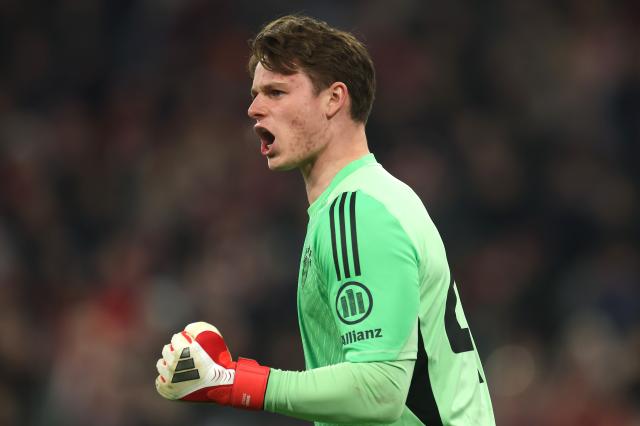 Jonas Urbig for FC Bayern.