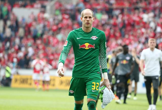 Report Gulacsi And Rb Leipzig To Sit Down For Contract Talks