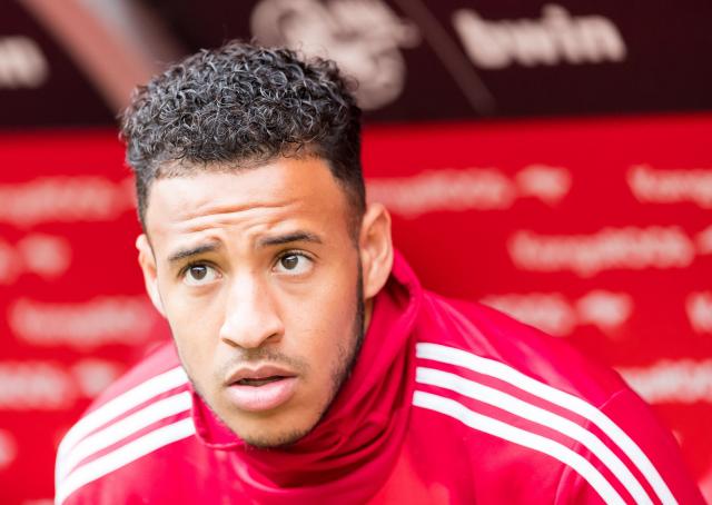 Den 30-år gammal 180 cm lång Corentin Tolisso i 2024