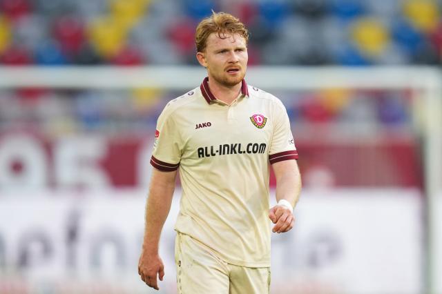 Robert Wagner for Dynamo Dresden.