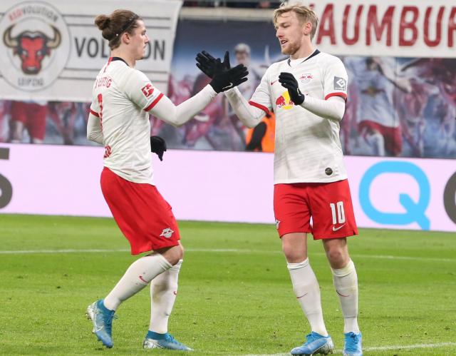 Emil Forsberg (right) scored a brace in RB Leipzig's 4-1 win over FC Köln.