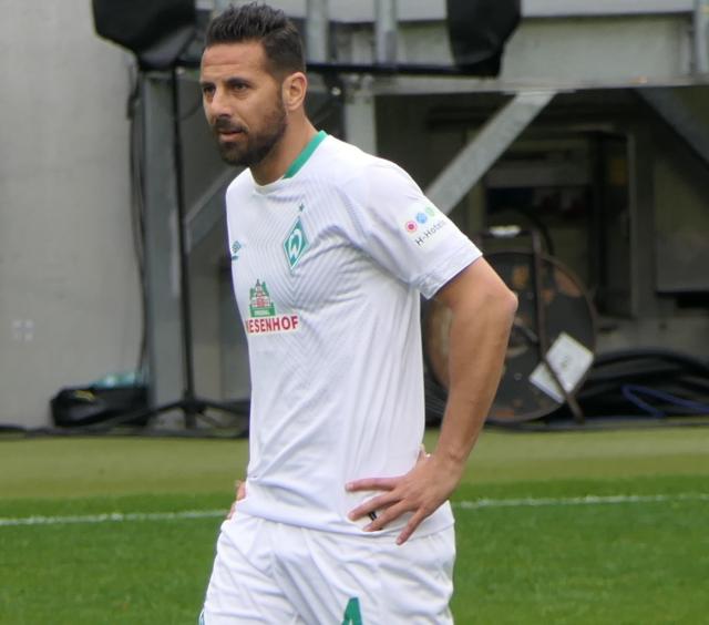 Claudio Pizarro Backs Florian Kohfeldt To Turn Things Around At Werder