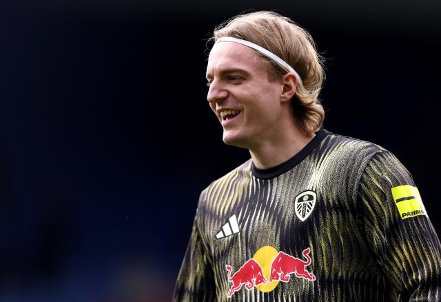 Sebastiaan Bornauw for Leeds.