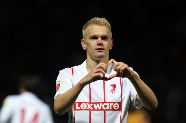 Matze Ginter for Freiburg.
