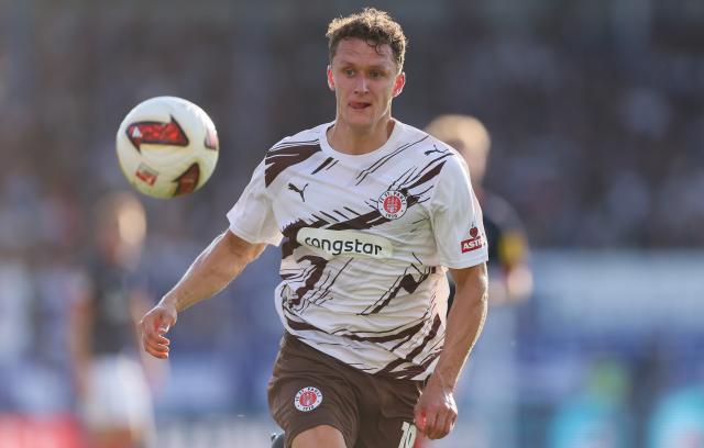 Martijn Kaars the scorer of St. Pauli’s equaliser vs. Cottbus 