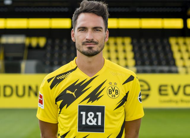 hummels jersey number