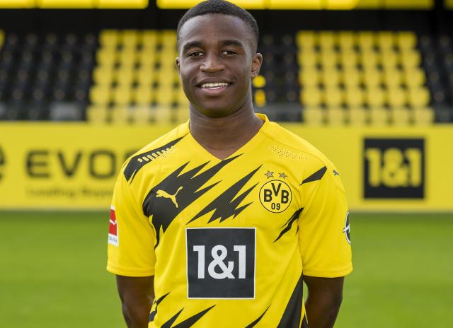 Erling Haaland Hails Dortmund Youngster Youssoufa Moukoko He S Much Better Than I Was At 15