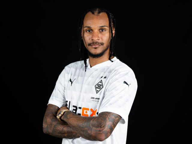 Gladbach Confirm Valentino Lazaro Will Return To Serie A