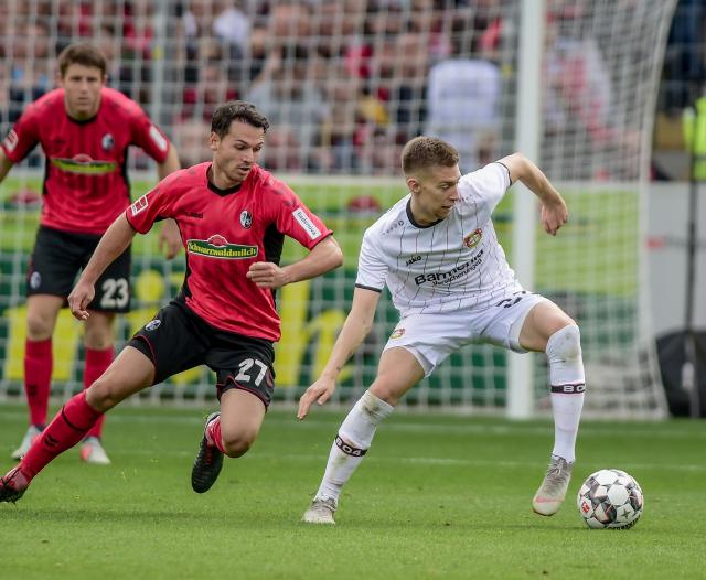 Nicolas Höfler and Mitchell Weiser.