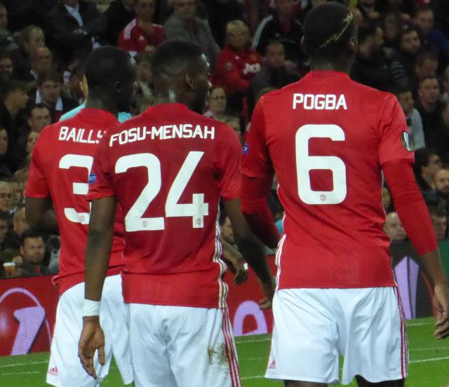 Fosu-Mensah to join Leverkusen from Manchester
