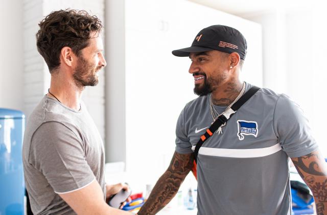 Kevin-Prince Boateng (right) with Hertha boss Arne Friedrich.