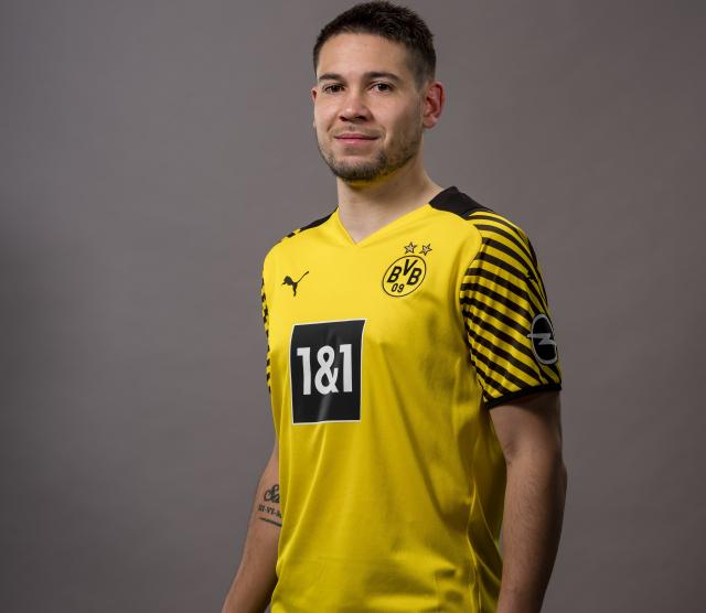 Guerreiro opts to leave Dortmund