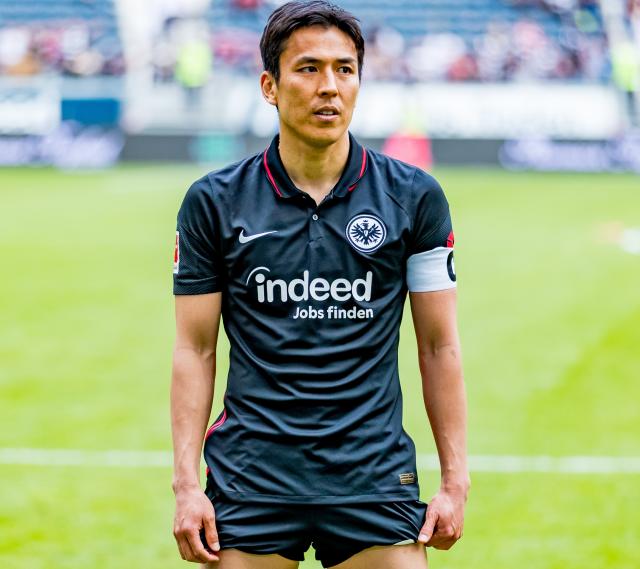 39-year-old Hasebe extends Eintracht contract