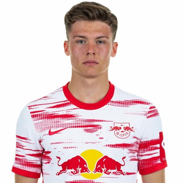 Sidney Raebiger. Sidney Raebiger.