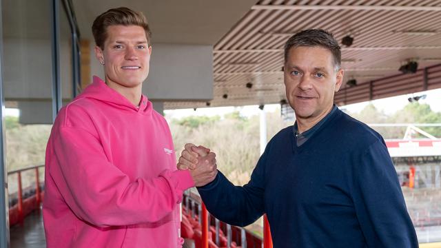 Kevin Behrens (izquierda) firmó recientemente un nuevo contrato con Union Berlin.
