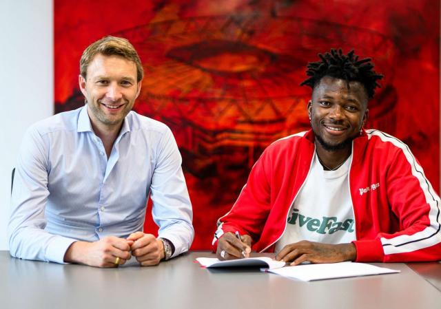 Tapsoba signs new long-term deal with Leverkusen