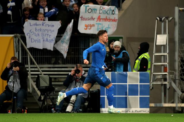 Adam Hložek salvaged a point for Hoffenheim against Frankfurt