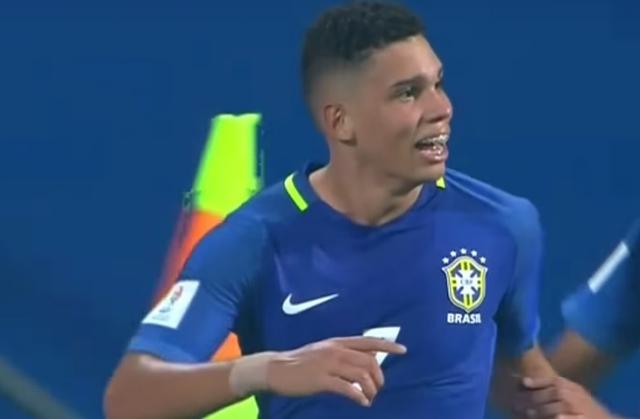 Paulinho will join Bayer Leverkusen.