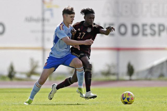 Aguado (left) has represented Spain at youth level.