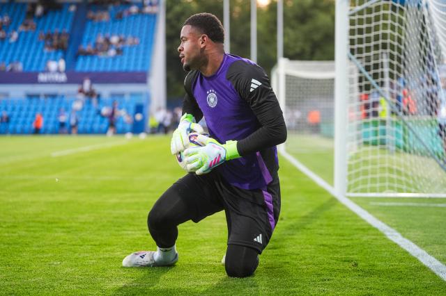 Noah Atubolu for Germany's U21 team.