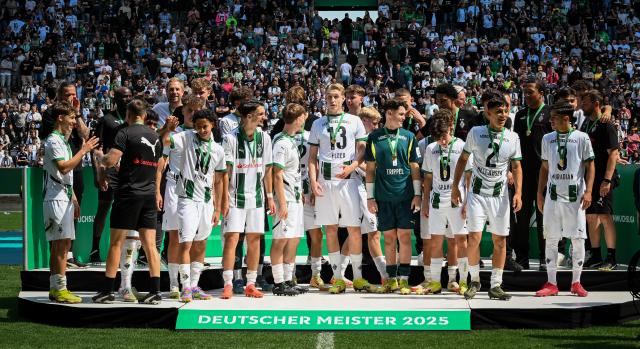 Gladbach win U17 Bundesliga