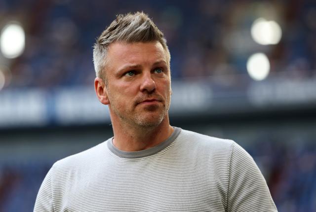 Lukas Kwasniok of Paderborn looks on against Schalke.