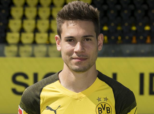 Raphael Guerreiro.