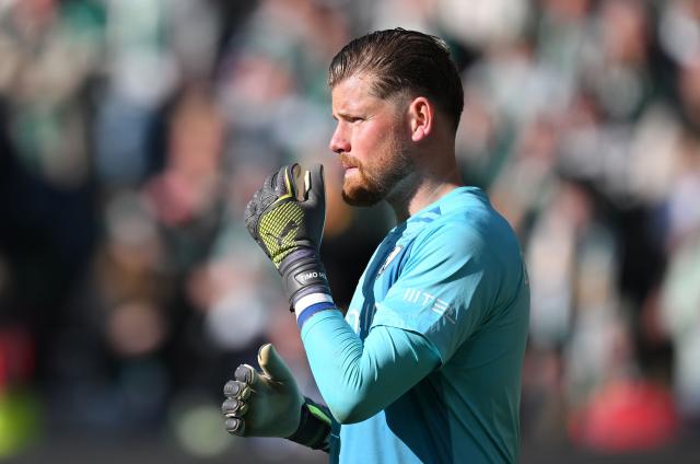 Timo Horn for Bochum.