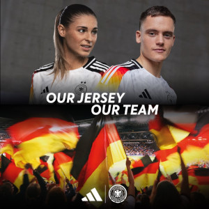Shirts from the official DFB shop