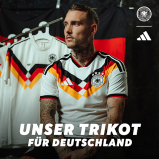 Shirts from the official DFB shop