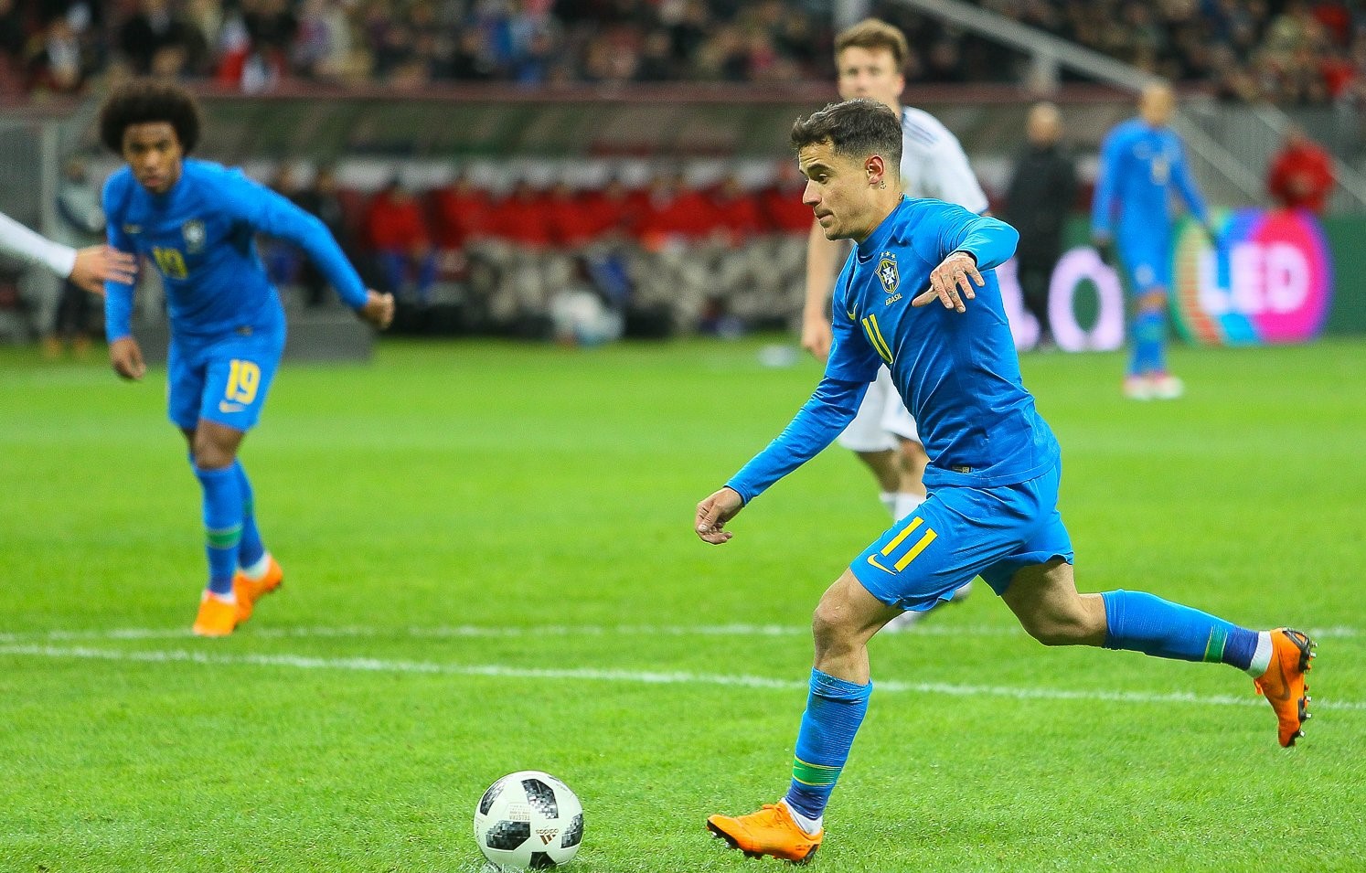 Hansi Flick Philippe Coutinho puts too much pressure on himself