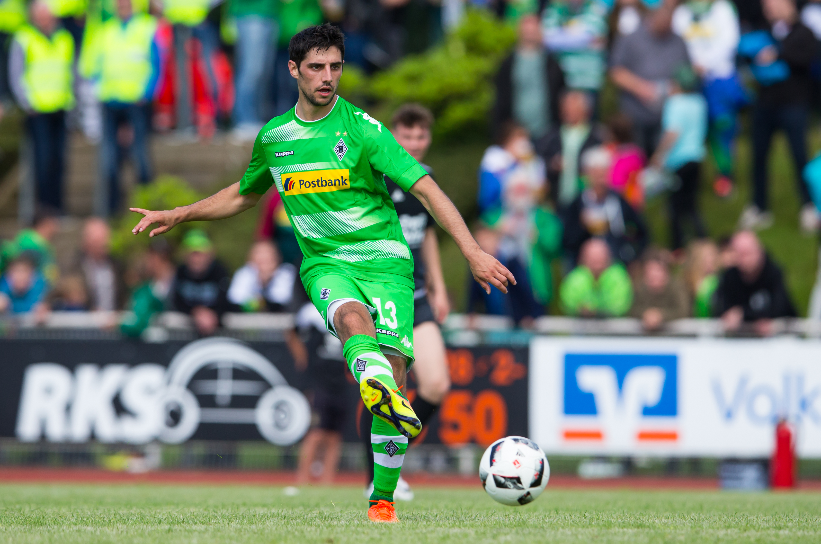 Gladbach captain Lars Stindl glad to have European fate in own hands