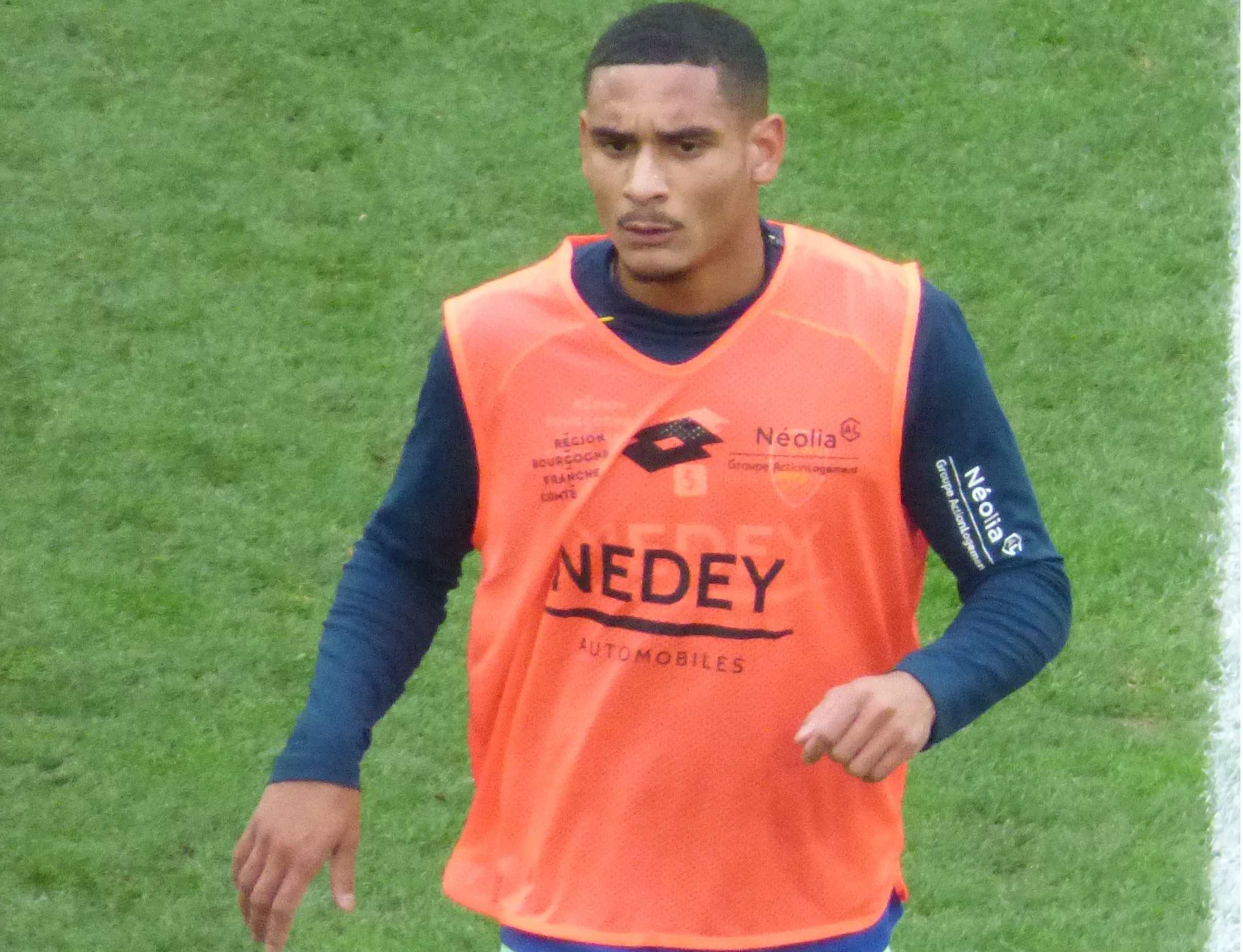 Official Wolfsburg Sign French Centre Back