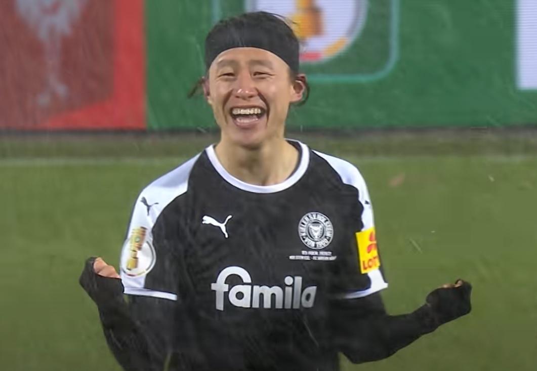 Mainz snap up Jae-sung Lee
