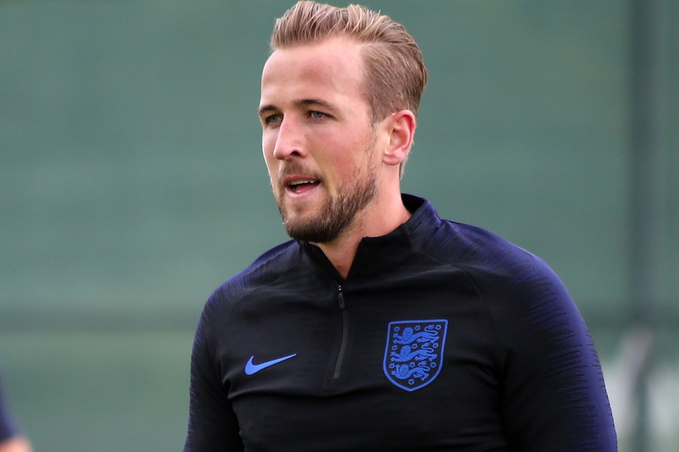 Levy reveals Tottenham have a buy-back option for Kane