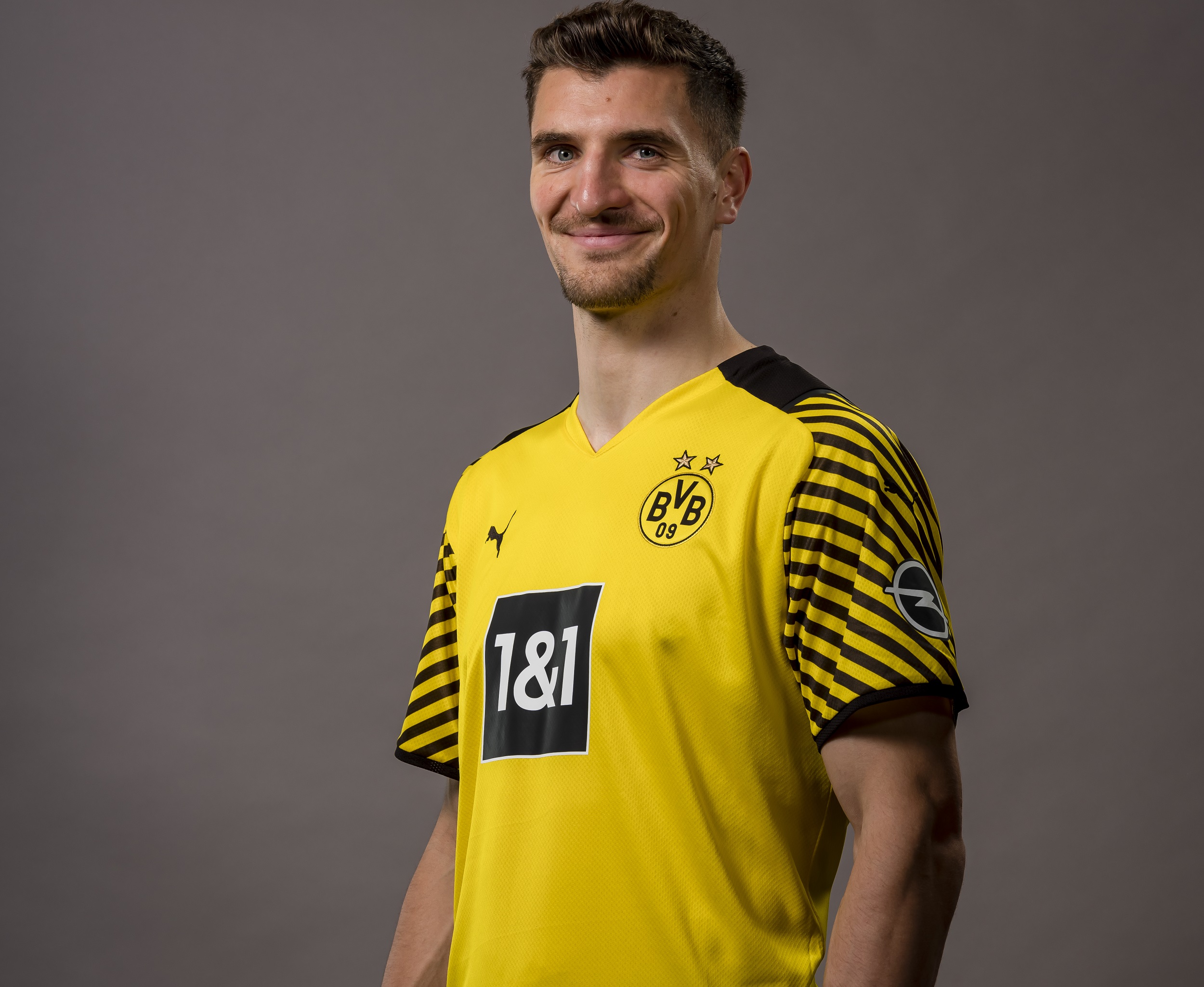 Dortmund confirm Meunier departure