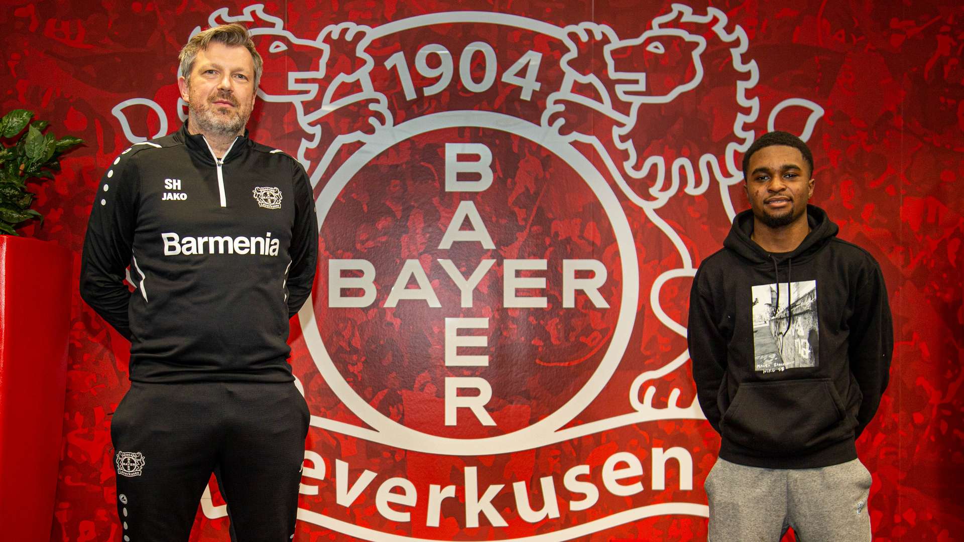 Leverkusen seal signing of Swedish wonderkid
