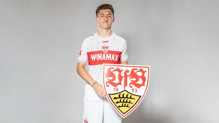 Official: Stiller Transfers To Stuttgart