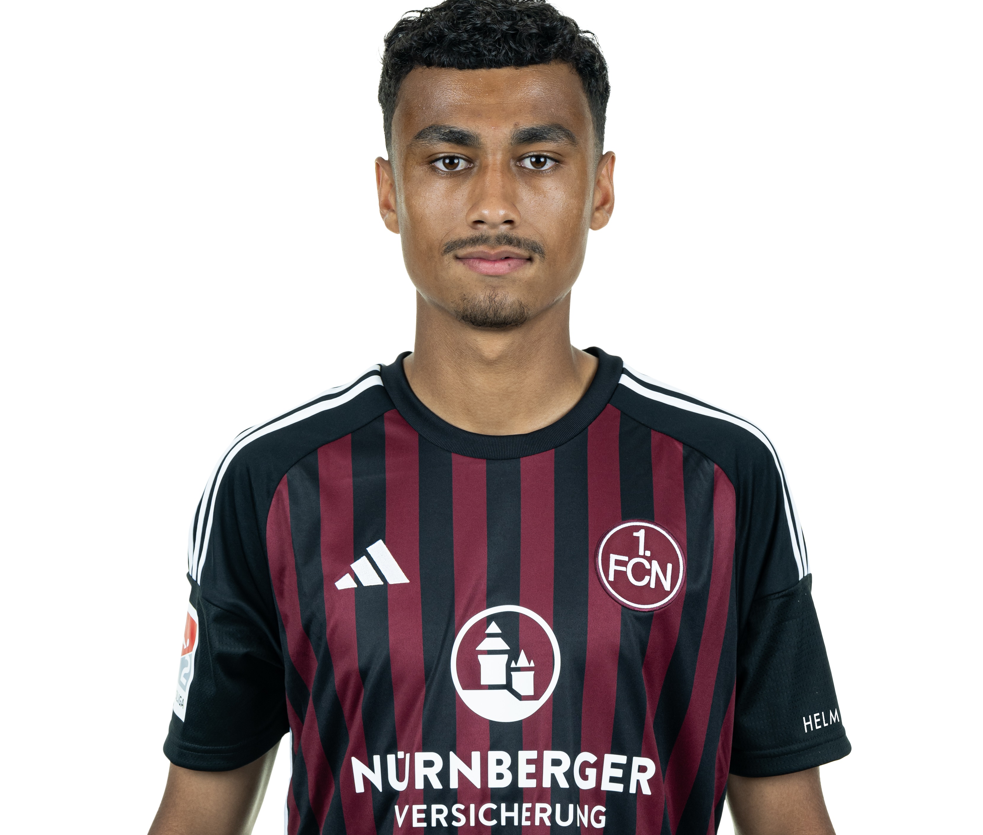 Eintracht Frankfurt reportedly set to sign Brown, linked with Mateta