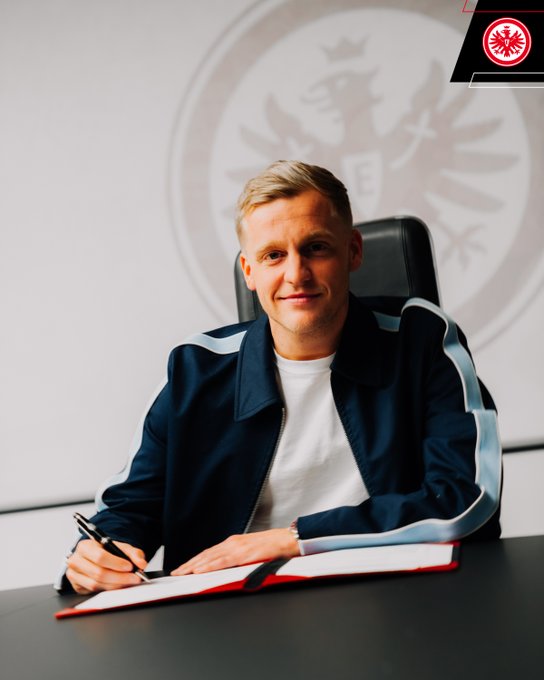 Van de Beek reportedly left out of Eintracht's Conference League squad