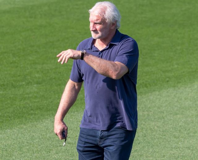 Rudi Völler. Rudi Völler.